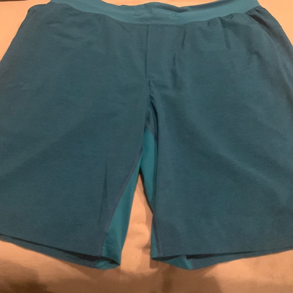 Lululemon T.H.E. Short - unlined - mens size L - 9”